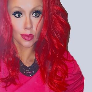 Meet your Posher, April